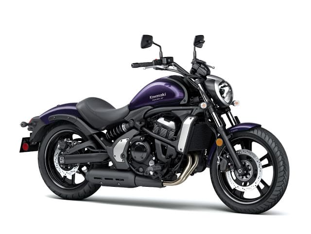 Kawasaki define os preços das novidades Z300 e Vulcan S